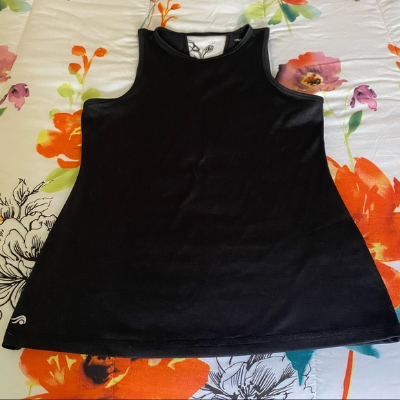 Ideology Tops - Like-New Ideology Tank-Top